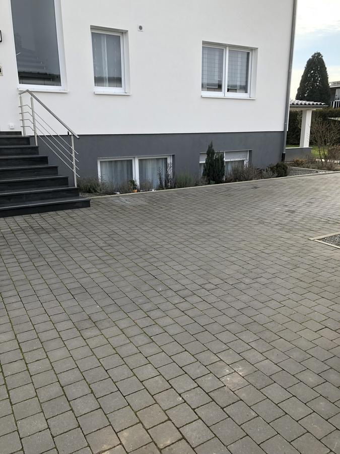 Grefenstein *